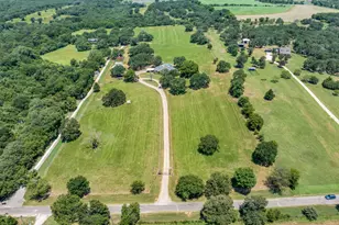 6217 County Rd 304, Grandview, TX 76050 - Photo 24