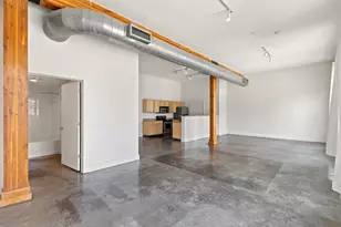 2502 Live Oak St, Dallas, TX 75204 - Photo 14