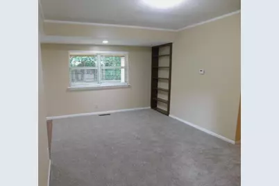 1301 Doncaster Street, Irving, TX 75062 - Photo 6