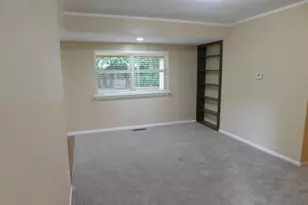 1301 Doncaster St, Irving, TX 75062 - Photo 6