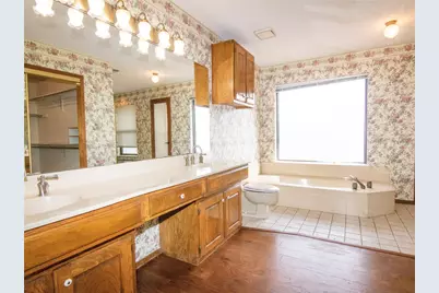 917 Hillside Drive, Lewisville, TX 75077 - Photo 16