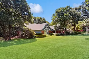 917 Hillside Dr, Lewisville, TX 75077 - Photo 38