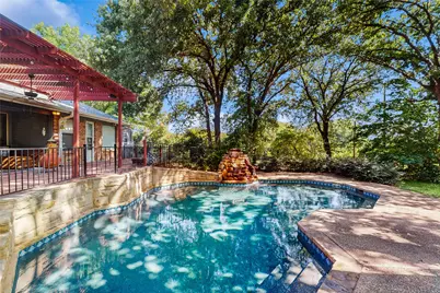 917 Hillside Drive, Lewisville, TX 75077 - Photo 32