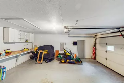 917 Hillside Drive, Lewisville, TX 75077 - Photo 36