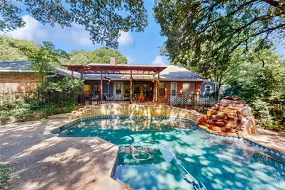 917 Hillside Drive, Lewisville, TX 75077 - Photo 2