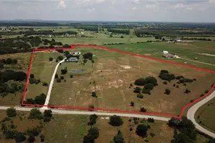 2901 Wind Mill Ct, Tolar, TX 76476 - Photo 2