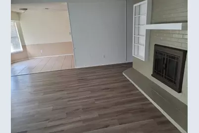 2001 Brazos View Court, Granbury, TX 76048 - Photo 4