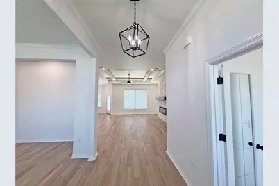 403 Magnolia Drive, Troy, TX 76579 - Photo 2