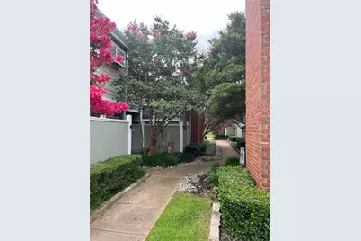 6220 Bentwood Trail #1208, Dallas, TX 75252 - Photo 2