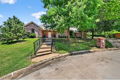 2107 Meadows Circle, Sherman, TX 75092 - Photo 32