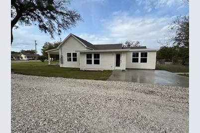 703 N Main, Meridian, TX 76665 - Photo 2