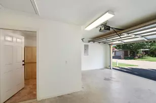 111 Sunglow Loop, Red Oak, TX 75154 - Photo 24