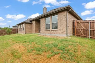 408 Molly Ln, Keene, TX 76059 - Photo 22