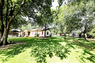 1561 Fm 1816, Bowie, TX 76230 - Photo 6