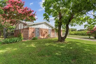 901 Church Ave, Waco, TX 76706 - Photo 2