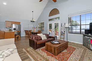 301 Lake Front Dr, Mabank, TX 75156 - Photo 8