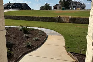 1009 Old Oaks Ct, Weatherford, TX 76087 - Photo 16