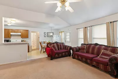 636 Yarrow Circle, Dallas, TX 75217 - Photo 6