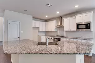 1008 Water Garden Cir, Little Elm, TX 75068 - Photo 14