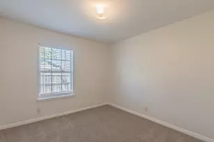 5329 Madella St, Haltom City, TX 76117 - Photo 18