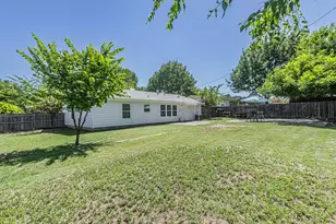 5329 Madella St, Haltom City, TX 76117 - Photo 36