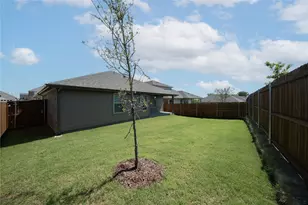 313 Thorn Crk Dr, Anna, TX 75409 - Photo 2