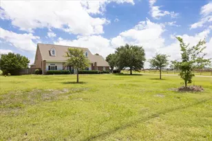 506 Lone Star Dr, Crandall, TX 75114 - Photo 2