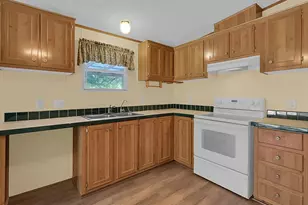 380 Oakgrove Cir, Elm Mott, TX 76640 - Photo 10