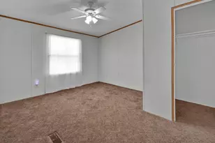 380 Oakgrove Cir, Elm Mott, TX 76640 - Photo 22