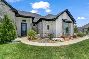 129 Maravilla Dr, Aledo, TX 76008 - Photo 2