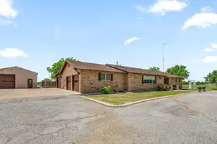 608 Ave H South, Chillicothe, TX 79225 - Photo 2