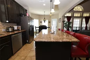 127 Lake Trail Dr, Red Oak, TX 75154 - Photo 8