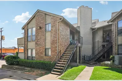 1608 Pecan Chase Circle #39, Arlington, TX 76012 - Photo 1