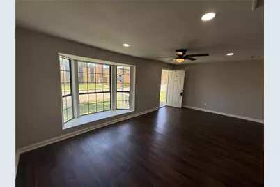 1131 W Shepherd Street, Denison, TX 75020 - Photo 6