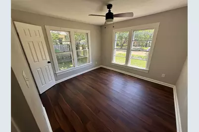 1131 W Shepherd Street, Denison, TX 75020 - Photo 10