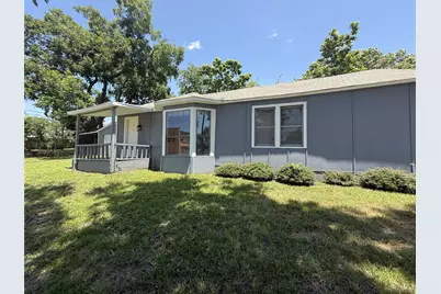 1131 W Shepherd Street, Denison, TX 75020 - Photo 2
