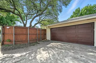 7407 Authon Dr, Dallas, TX 75248 - Photo 28