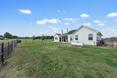177 Mel Drive, Woodway, TX 76712 - Photo 38