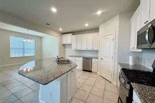 7216 Wildflower Wy, Little Elm, TX 76227 - Photo 10