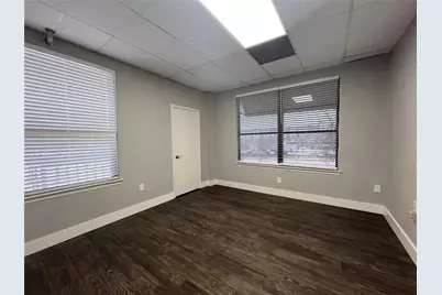 919 S Carroll Boulevard #200, Denton, TX 76201 - Photo 8