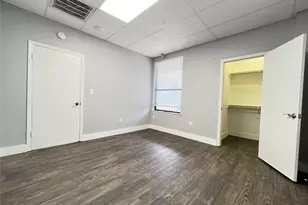 919 S Carroll Blvd, Denton, TX 76201 - Photo 8