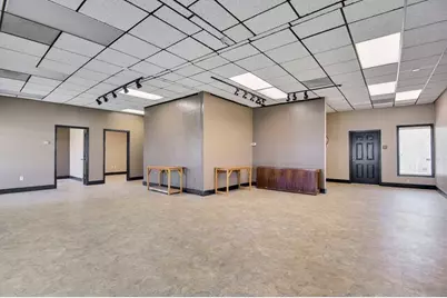 527 W Wheatland, Duncanville, TX 75116 - Photo 4