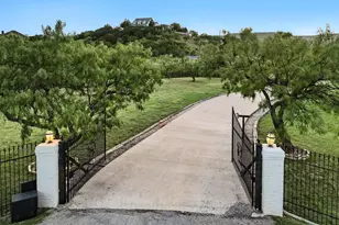 214 Co Rd 693, Buffalo Gap, TX 79508 - Photo 6