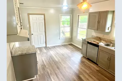 102 E Walker Avenue, Temple, TX 76501 - Photo 12