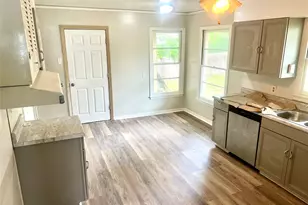 102 E Walker Ave, Temple, TX 76501 - Photo 12