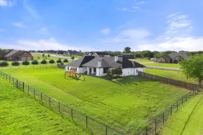 1074 Pioneer Crossing, Weatherford, TX 76088 - Photo 30