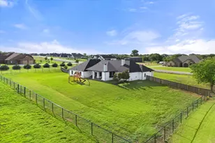 1074 Pioneer Xing, Weatherford, TX 76088 - Photo 30