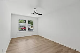 812 Sylvan Dr, Garland, TX 75040 - Photo 12