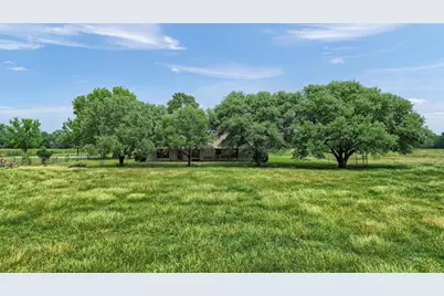 12153 Mustang Road, Pilot Point, TX 76258 - Photo 6