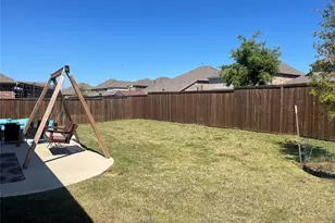 2821 Driftwood Crk Trl, Celina, TX 75078 - Photo 16